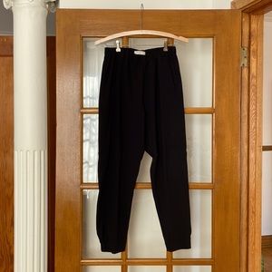 Aritzia Babaton Black Trousers size S